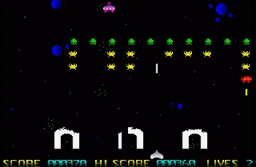 Classic Invaders screen shot game playing